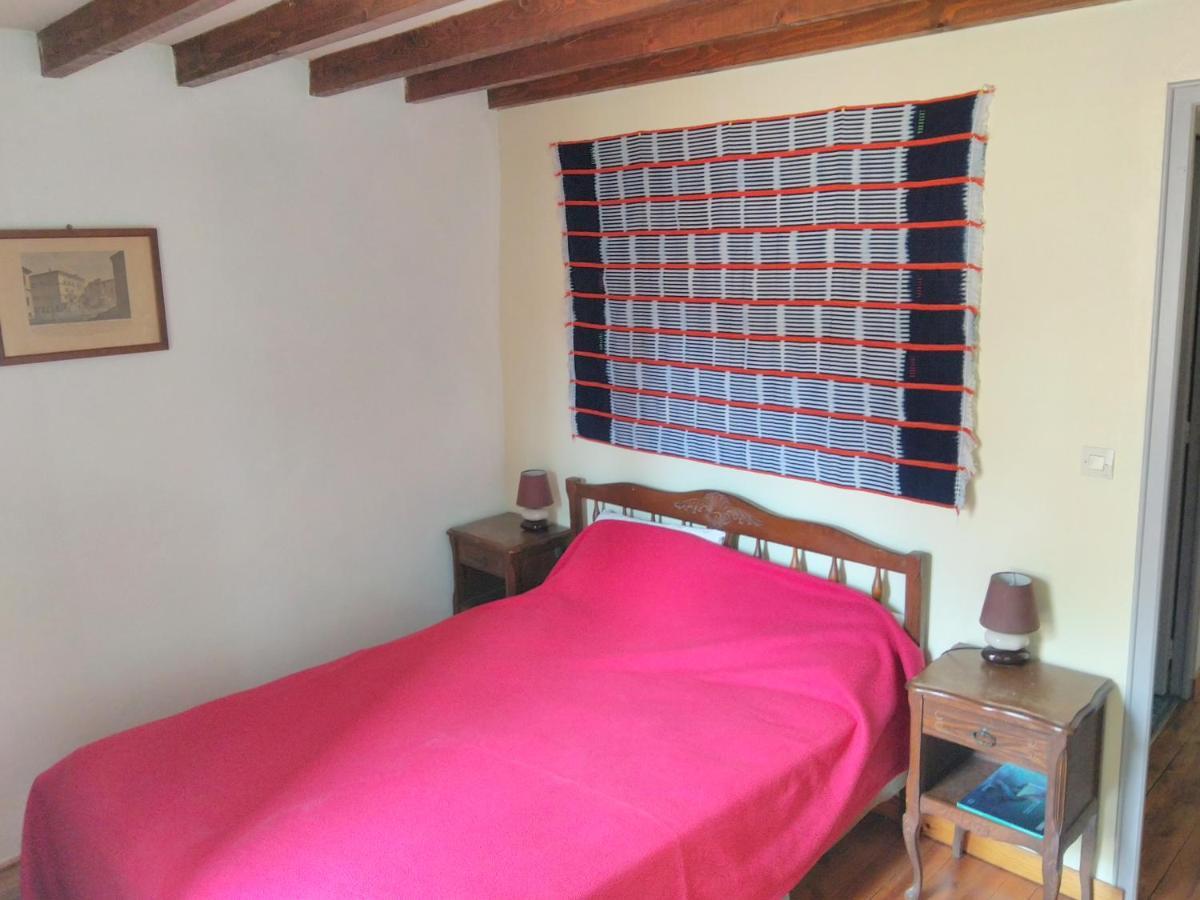 Romans-Sur-Isere, Maison De Rue En Centre Ancien Luaran gambar